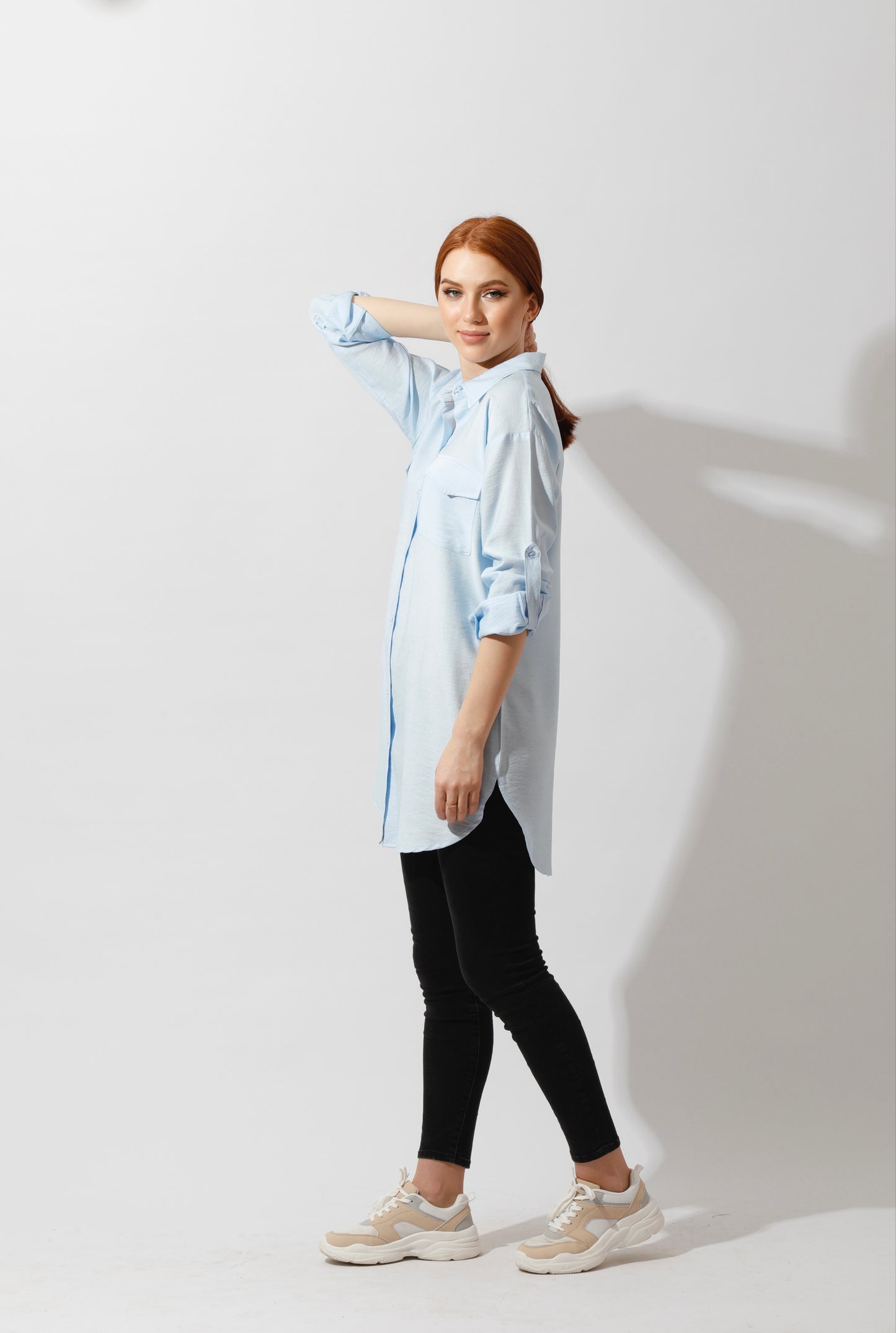 Linen Women's Blouse with Long Sleeves and Two Pockets - EMY & ROSE Boutique