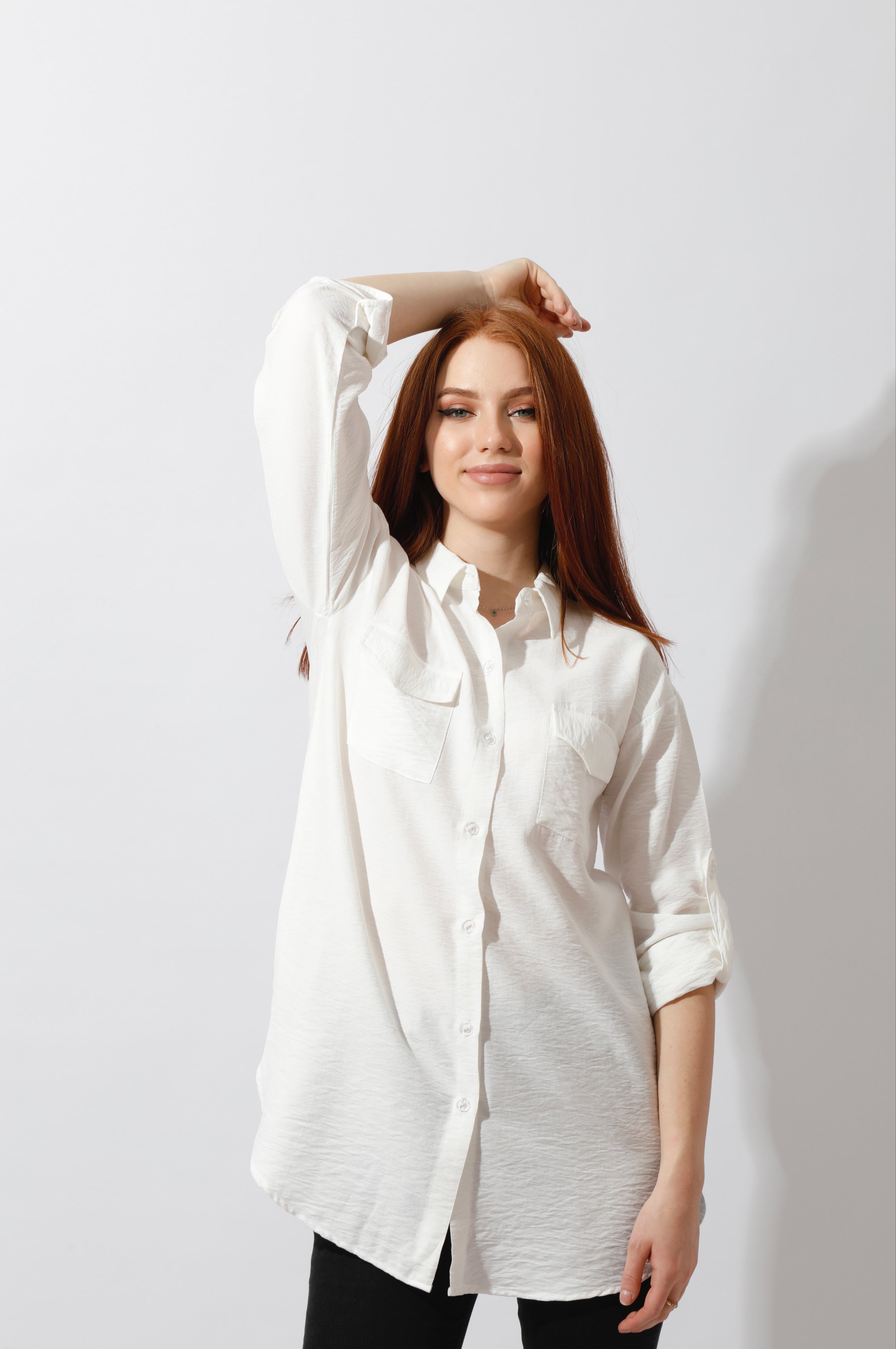 Linen Women's Blouse with Long Sleeves and Two Pockets - EMY & ROSE Boutique