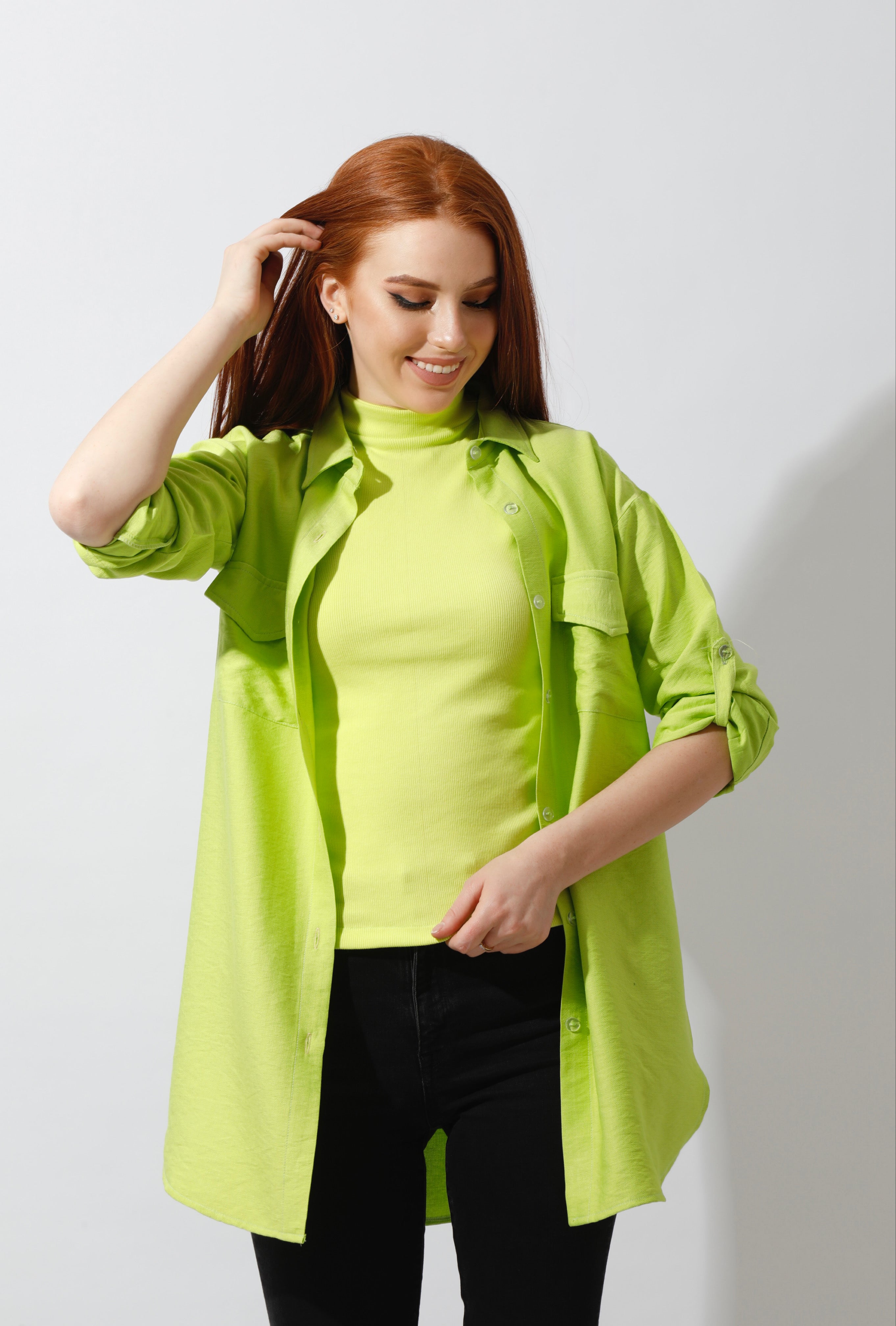 Linen Women's Blouse with Long Sleeves and Two Pockets - EMY & ROSE Boutique