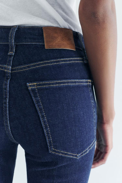 Blue HIGH-WAIST JEANS